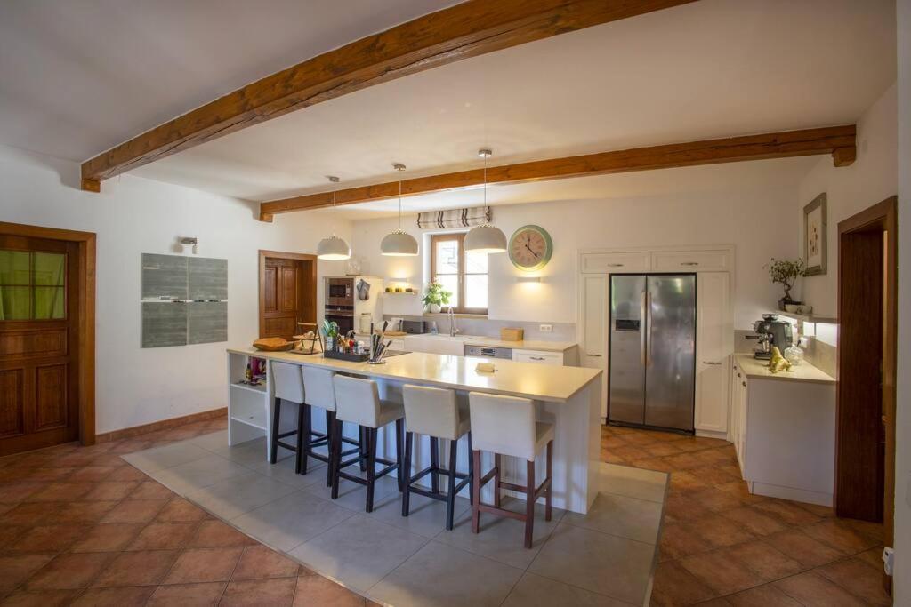 Říčany 7 Bedroom Secluded Villa Close To Prague מראה חיצוני תמונה