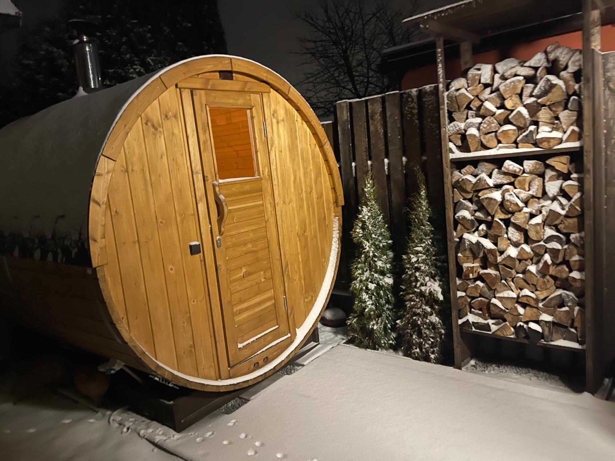 Říčany 7 Bedroom Secluded Villa Close To Prague מראה חיצוני תמונה